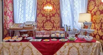 Cibo presso l'hotel o nelle vicinanze