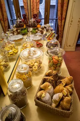 Cibo presso l'hotel o nelle vicinanze
