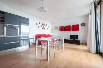 TV o dispositivi per l'intrattenimento presso Residence Frontemar Immobiliare Pacella
