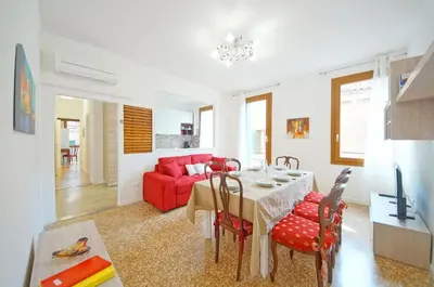 Area soggiorno di DolceVita Apartments N 374