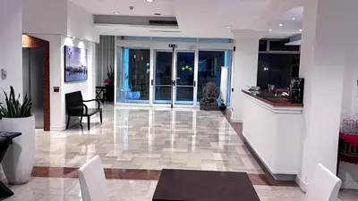 Hall o reception di Venice Hotel con Colonnine Elettriche