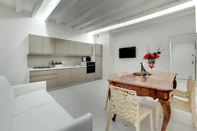 Cucina o angolo cottura di Bacchus Venice Residence by Wonderful Italy