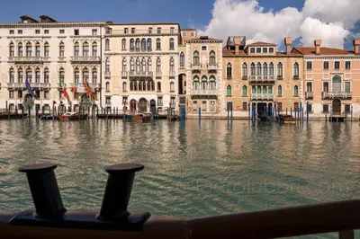 Vista sul fiume nelle vicinanze dell'appartamento