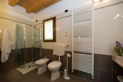 Bagno di Hotel C25