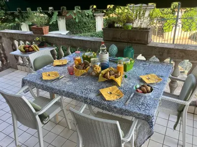 Cibo presso l'appartamento o nelle vicinanze