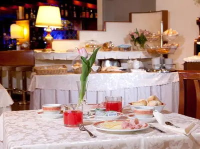 Cibo presso l'hotel o nelle vicinanze