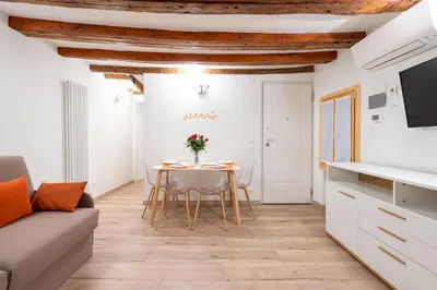 TV o dispositivi per l'intrattenimento presso Rimon Residence