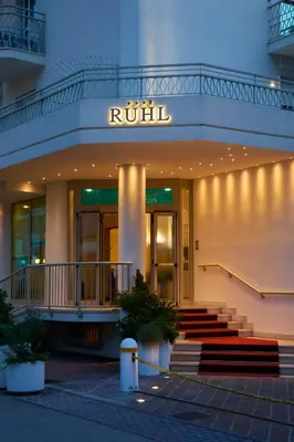 Facciata o entrata di Ruhl Beach Hotel & Suites