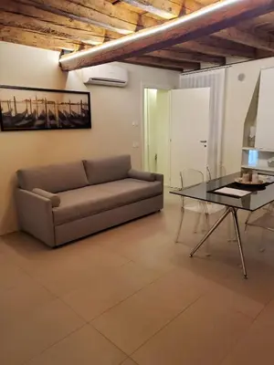 Area soggiorno di Gioiello di Venezia, Suite San Lio