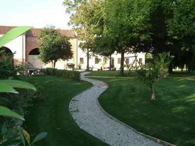Giardino di Agriturismo La Sophora