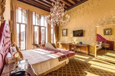 TV o dispositivi per l'intrattenimento presso Pesaro Palace