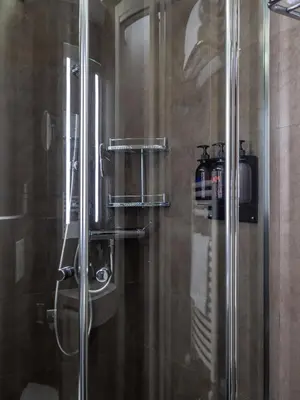 Bagno di The Glam Boutique Hotel & Apt