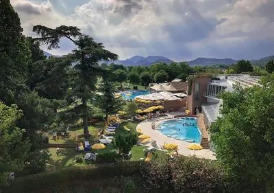 Piscina di Terme Preistoriche Resort & Spa o nelle vicinanze