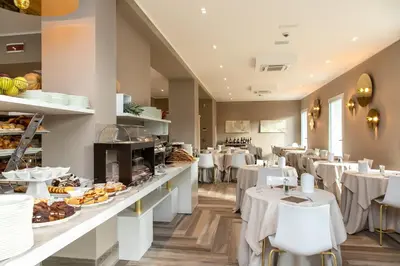 Cibo presso l'hotel o nelle vicinanze