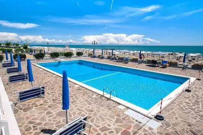 Piscina di Sea view apartment with swimming pool o nelle vicinanze