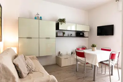 Cucina o angolo cottura di Sea view apartment with swimming pool