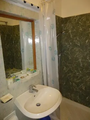 Bagno di KEY LOCATION near Palazzo Grassi