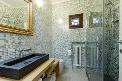 Bagno di Residenza Vescovado