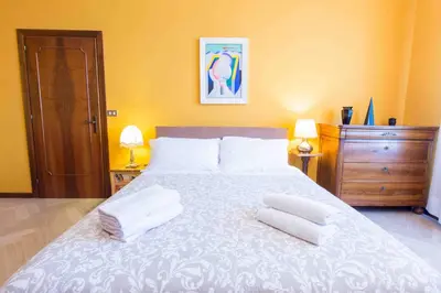 Letto o letti in una camera di ART PAINTING apartment with canal view