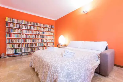 Letto o letti in una camera di ART PAINTING apartment with canal view