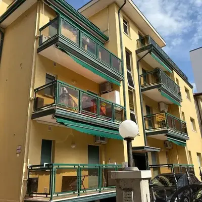 App4rent - VILLA MIMOSA - 3 Family apartments - parking