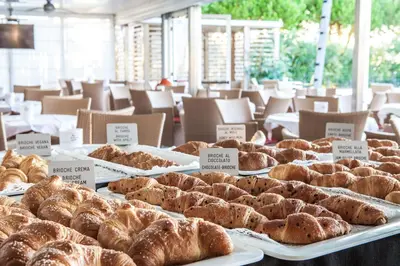 Cibo presso l'hotel o nelle vicinanze