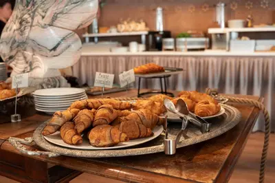 Cibo presso l'hotel o nelle vicinanze