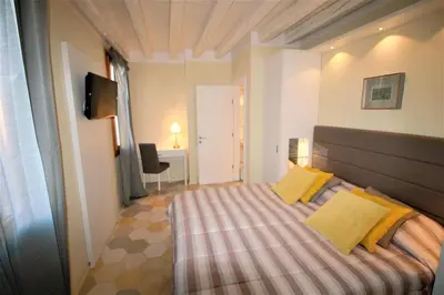 Letto o letti in una camera di New central and spacious
