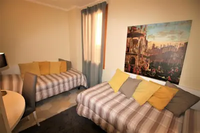 Letto o letti in una camera di New central and spacious