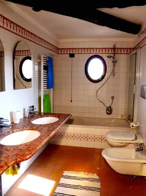 Bagno di Finestra su Venezia