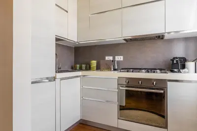 Cucina o angolo cottura di DUOMO Murano Apartment with Canal view