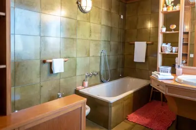 Bagno di Rousseau's Apartment