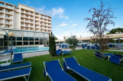 Piscina di Hotel Terme Antoniano o nelle vicinanze