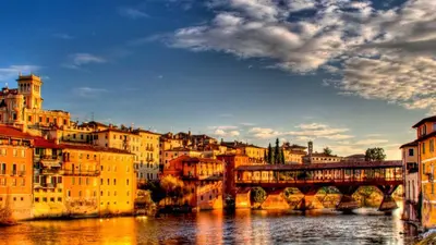 Vista sul fiume nelle vicinanze dell'appartamento