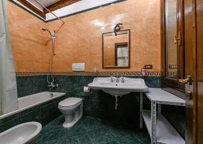 Bagno di Red Fashion