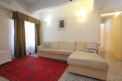Area soggiorno di Camilla apartment in Venice-Molino