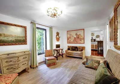 Area soggiorno di Venetian Apartment Accademia Dorsoduro District