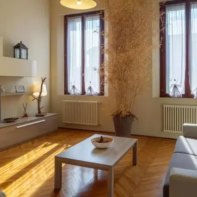 THEATER VENICE APARTMENT