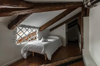 Letto o letti in una camera di Design District Apartment R&R