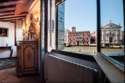 Planimetria di Emo Palace Grand Canal by LionHost