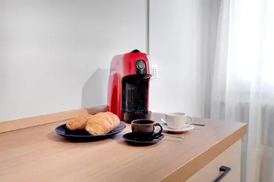 Set per la preparazione di tè e caffè presso Ca'Biennale 2