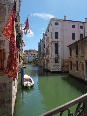 Vista sul fiume nelle vicinanze dell'appartamento