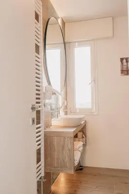 Bagno di M14 SkyView City Center