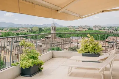 Balcone o terrazza di M14 SkyView City Center