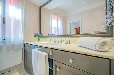 Bagno di Ca' Grassi 2 Apartment in San Marco with Balcony