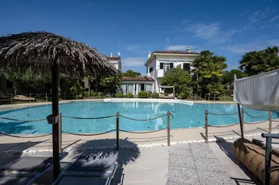 Piscina di Villa Carlotta Jesolo Lido o nelle vicinanze