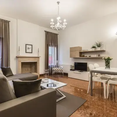 Ca' del Monastero 2 Collection Apt for 4 Guests with Lift
