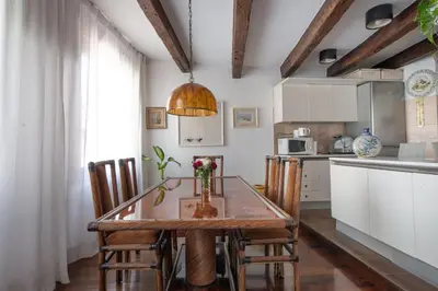 Cucina o angolo cottura di Suite Corte Segreta CANAL WIEW
