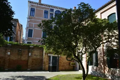 Edificio in cui si trova l'ostello