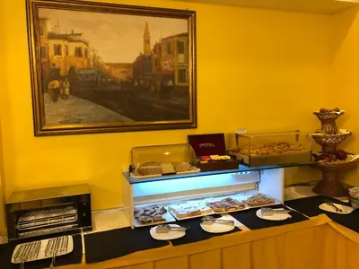 Set per la preparazione di tè e caffè presso Hotel Alverì